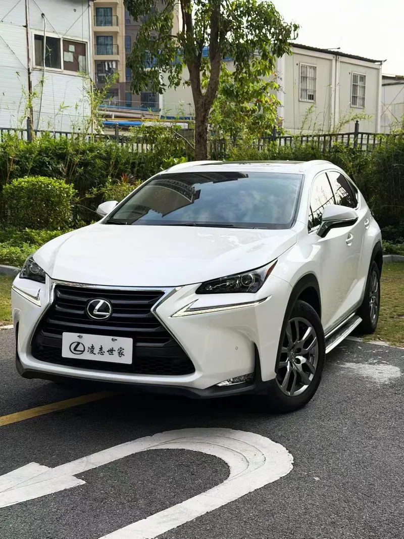 Lexus NX, 2015