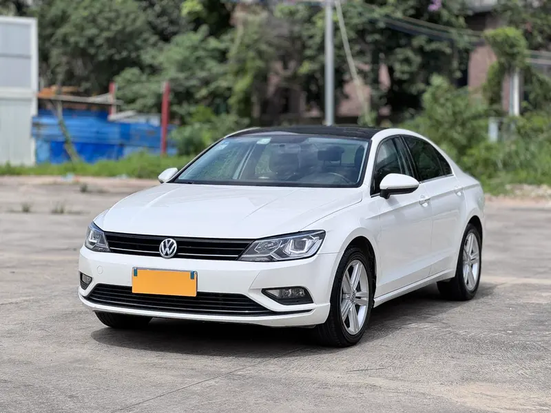 Volkswagen Lamando, 2015