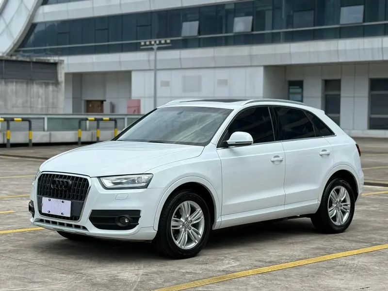 Audi Q3, 2015