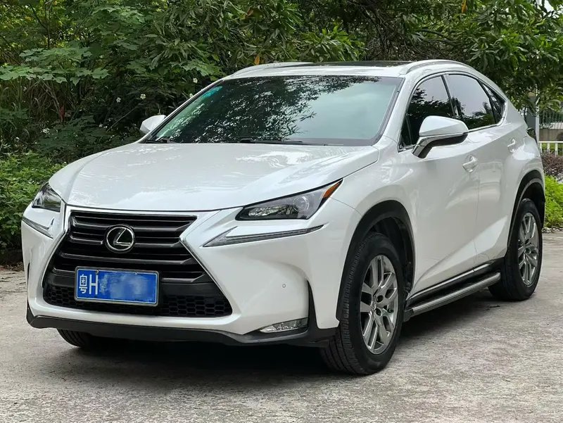 Lexus NX, 2015