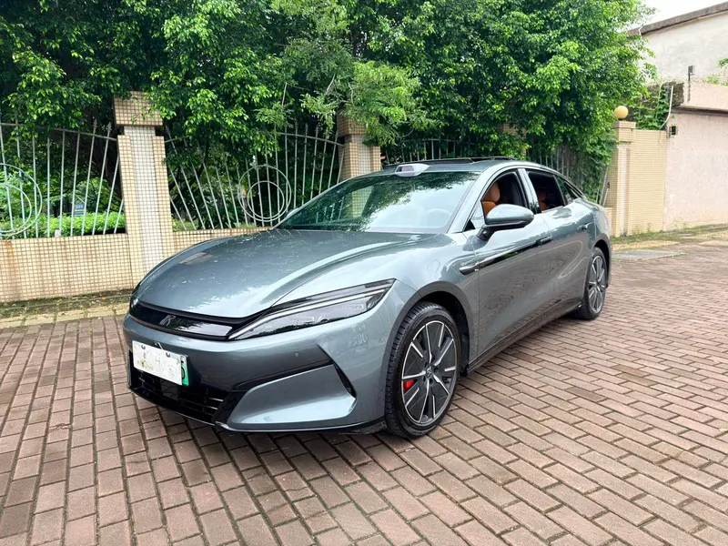 BYD Han L EV, 2025