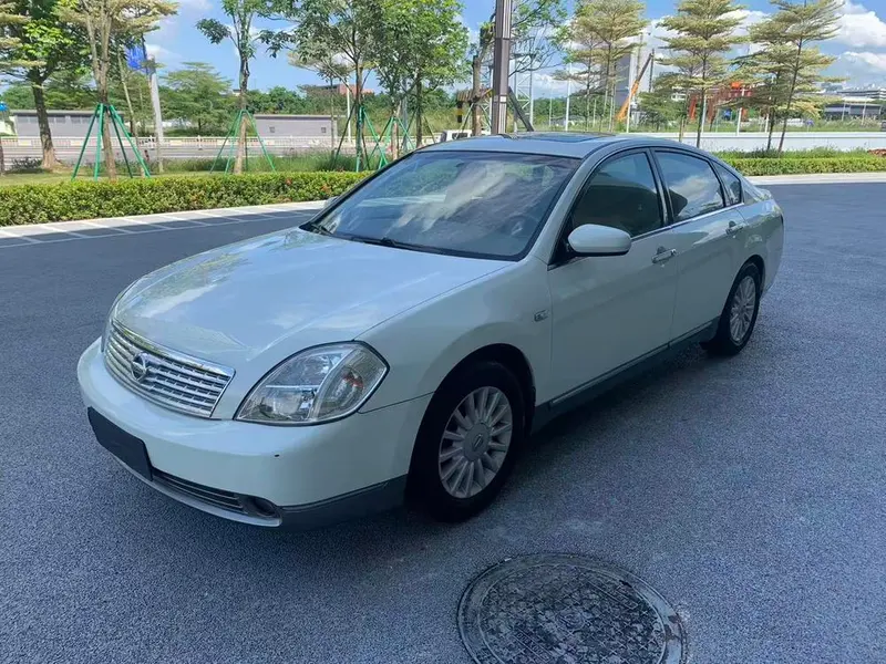 Nissan Teana, 2004