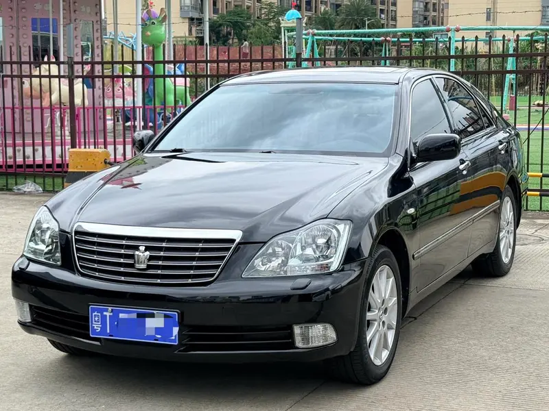Toyota Crown, 2006
