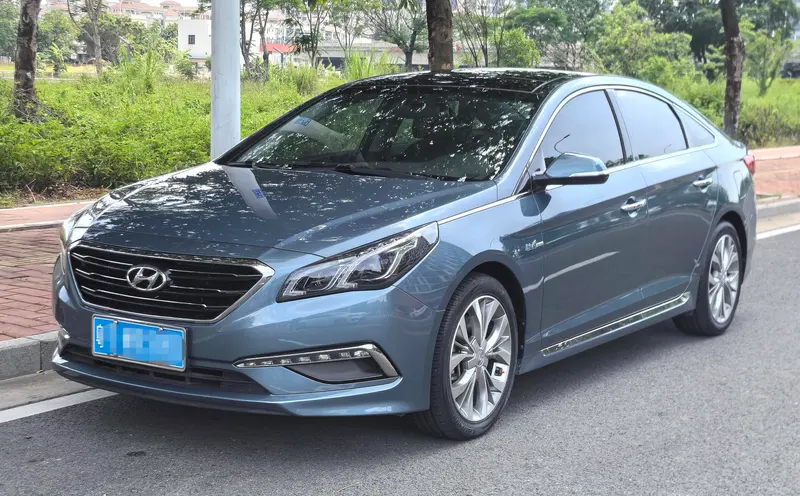 Hyundai Sonata LF, 2015
