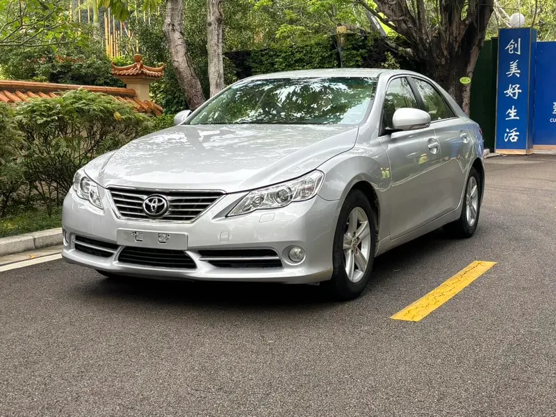 Toyota Reiz, 2010