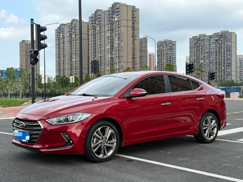 Hyundai Elantra Lingdong, 2018