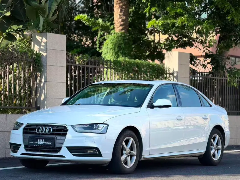 Audi A4L, 2013