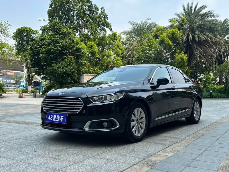 Ford Taurus, 2017