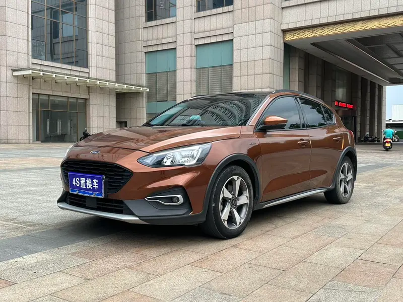 Ford Focus Active, 2020