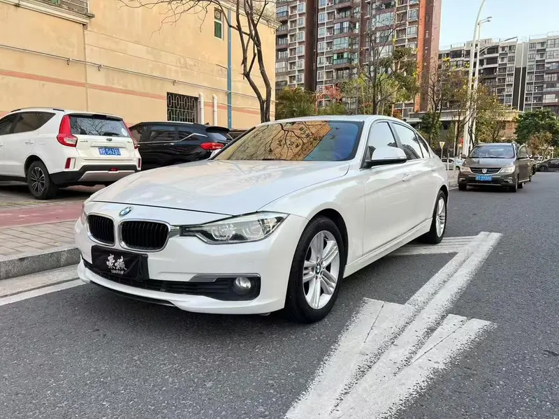 BMW 3-Series, 2017