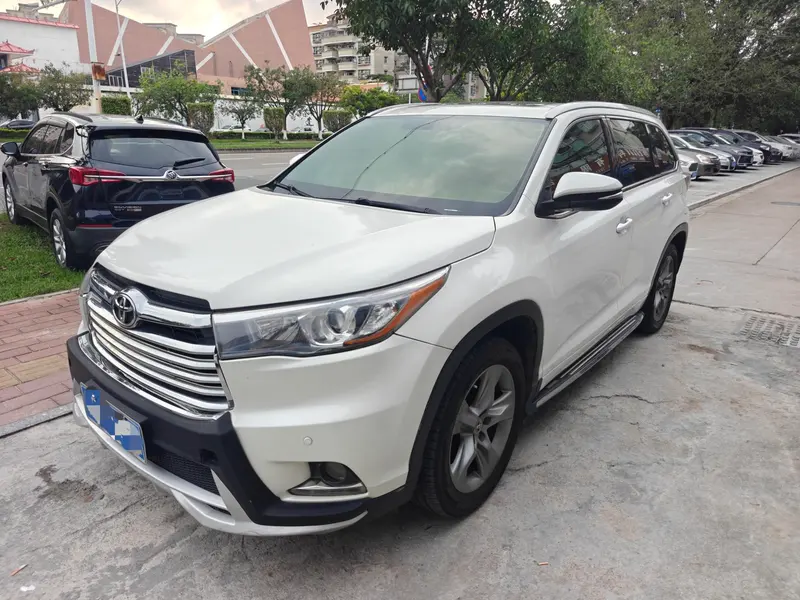 Toyota Highlander, 2015