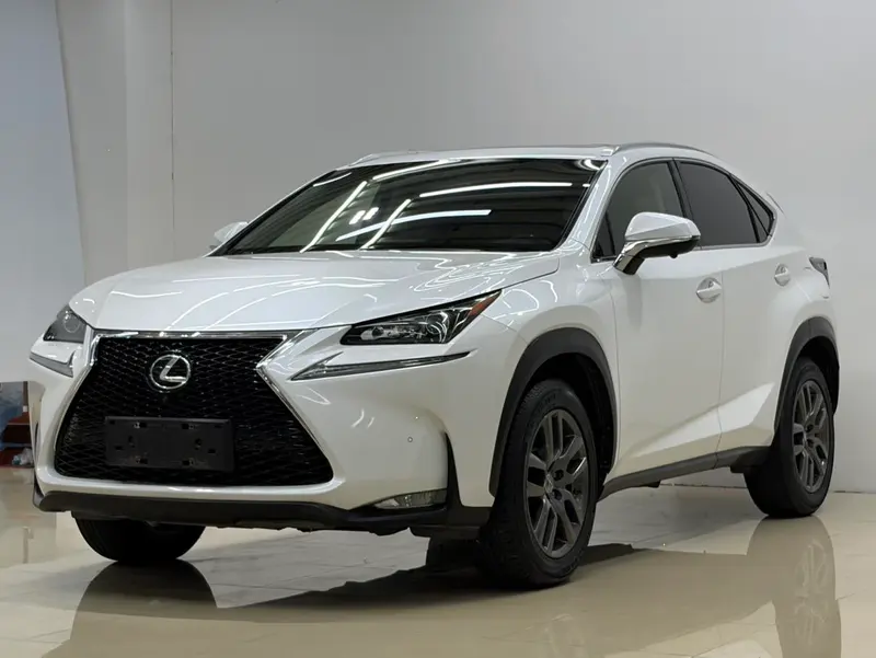 Lexus NX, 2015