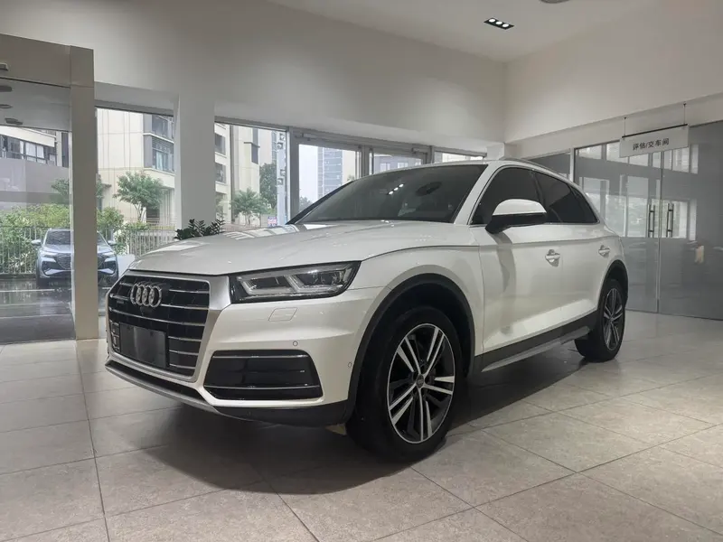 Audi Q5L, 2020