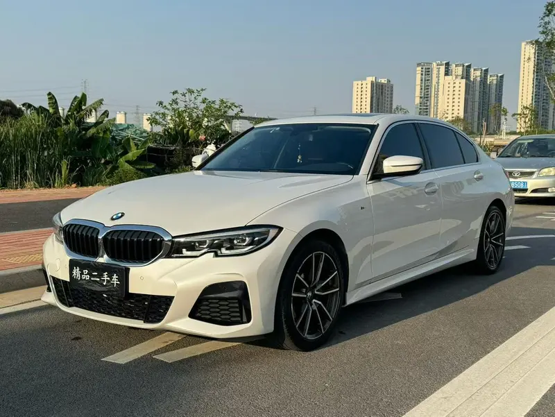 BMW 3-Series, 2021