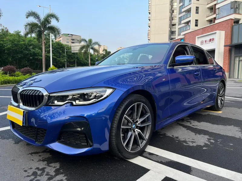 BMW 3-Series, 2022