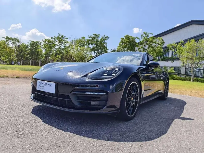 Porsche Panamera, 2023