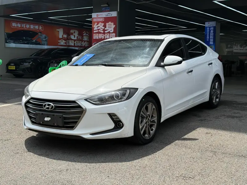 Hyundai Elantra Lingdong, 2016