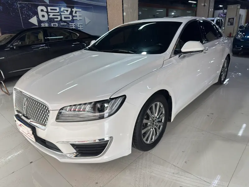Lincoln MKZ, 2020