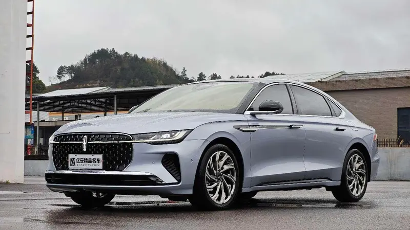 Lincoln Z, 2022