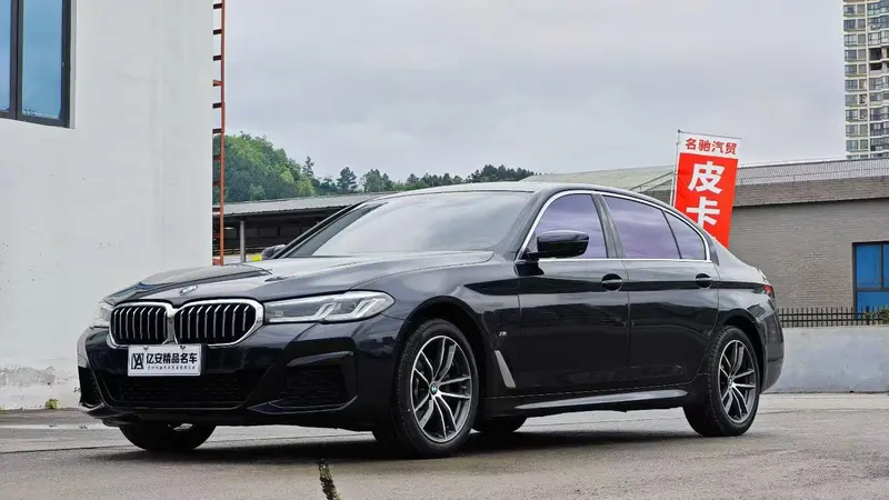 BMW 5-Series, 2021