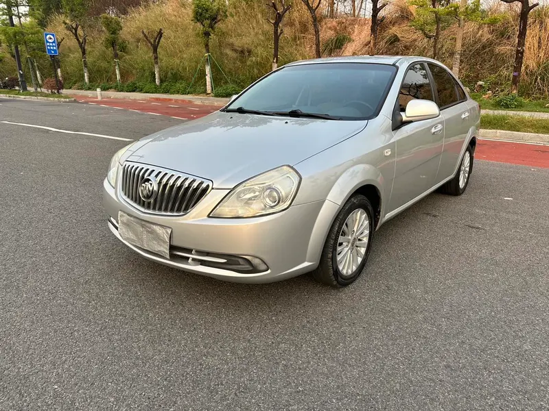 Buick Excelle, 2015