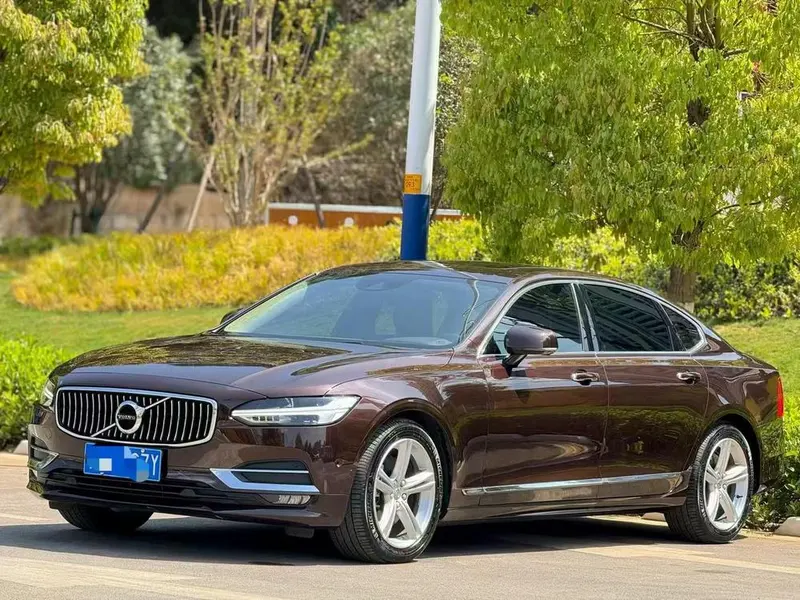 Volvo S90, 2020
