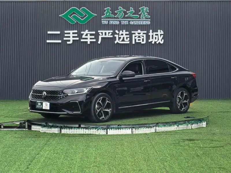 Volkswagen Passat, 2023