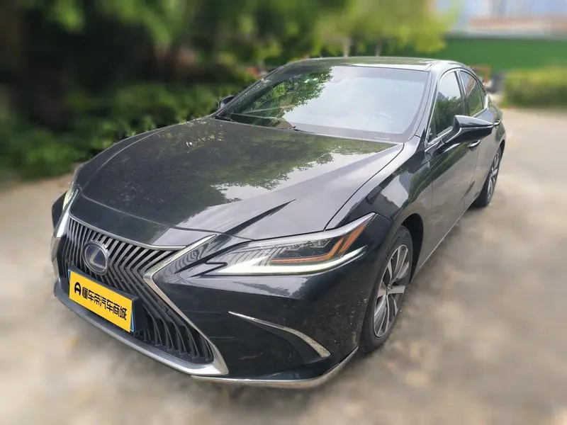 Lexus ES, 2018