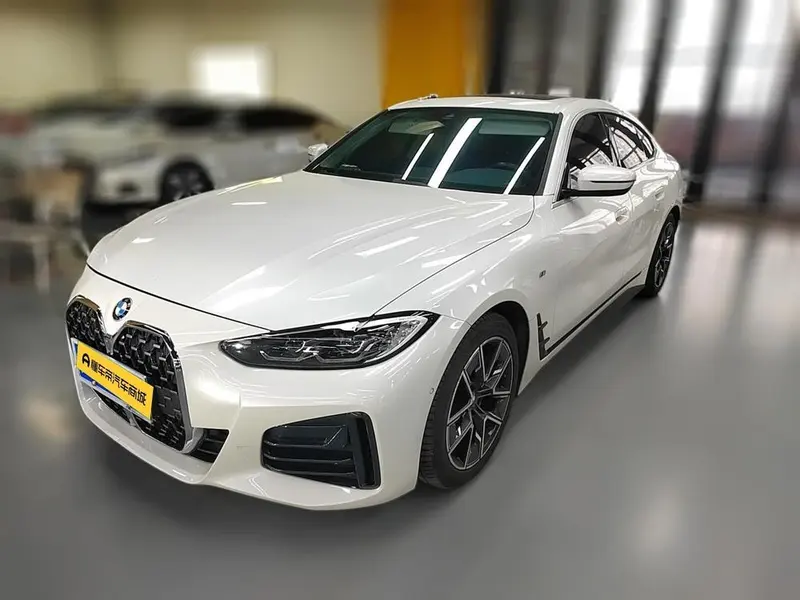BMW 4-Series, 2022