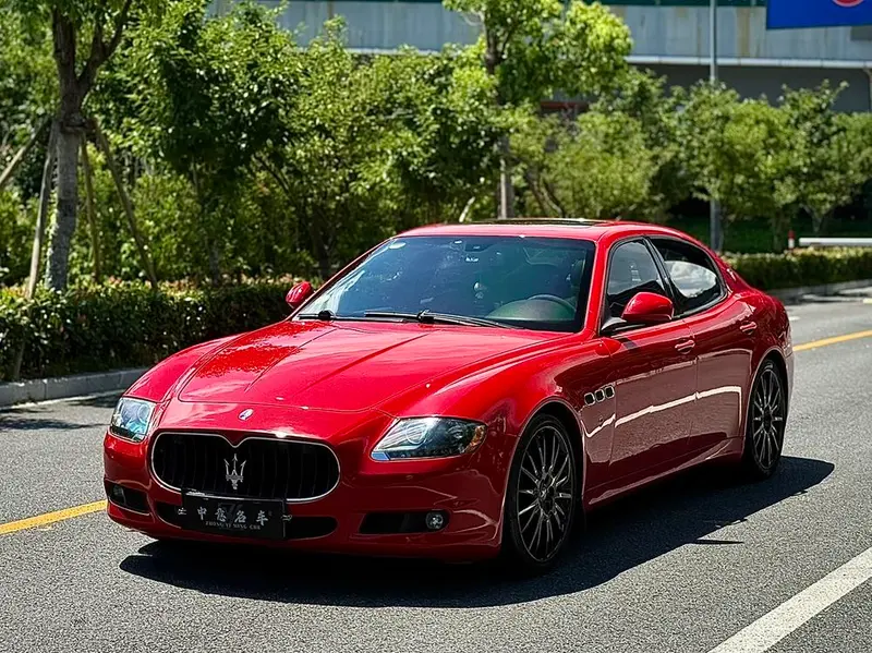 Maserati Quattroporte, 2011