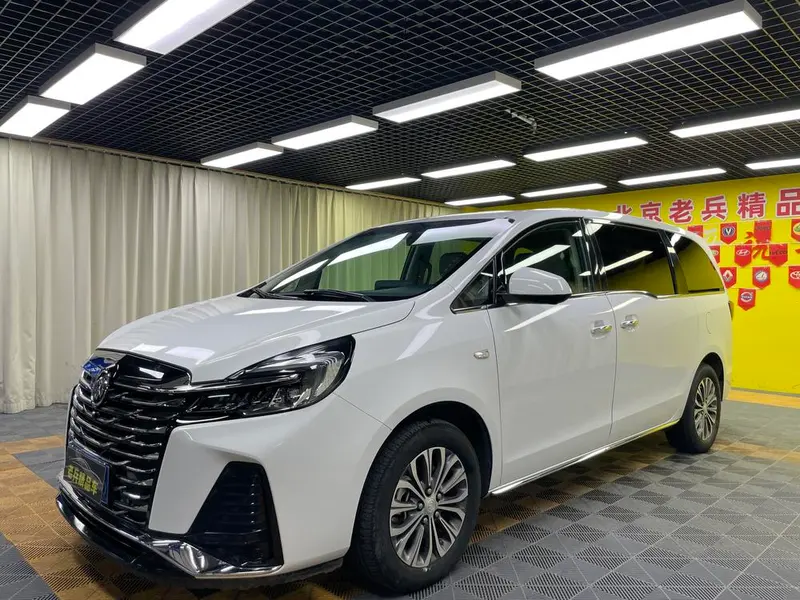 Buick GL8, 2022