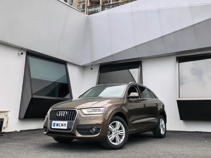 Audi Q3, 2015