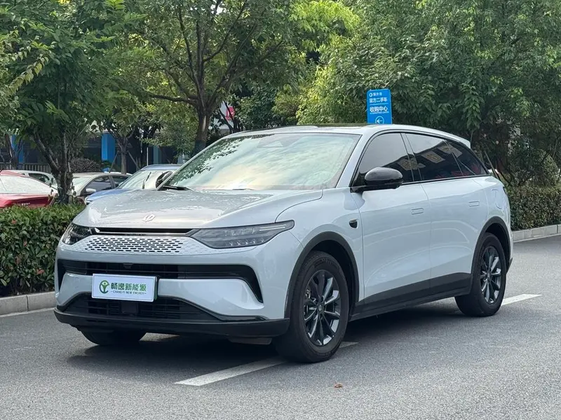 Leapmotor C11, 2023
