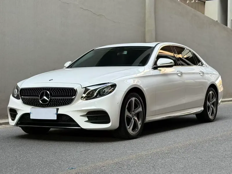 Mercedes-Benz E-Class, 2018