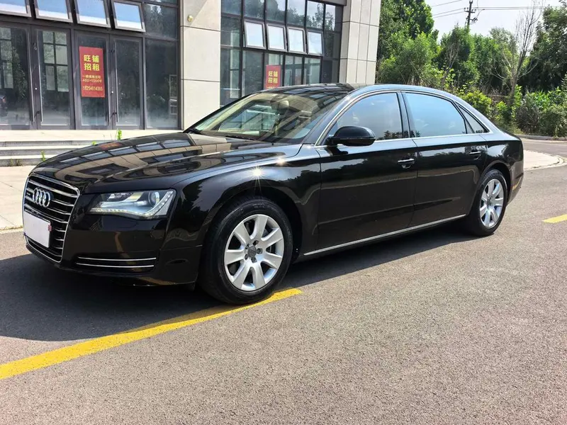 Audi A8, 2011