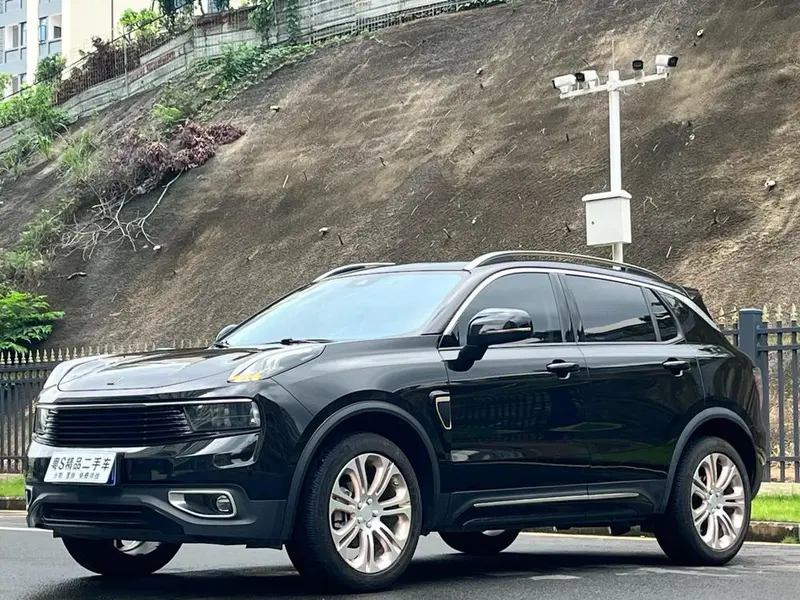 Lynk & Co 01, 2017