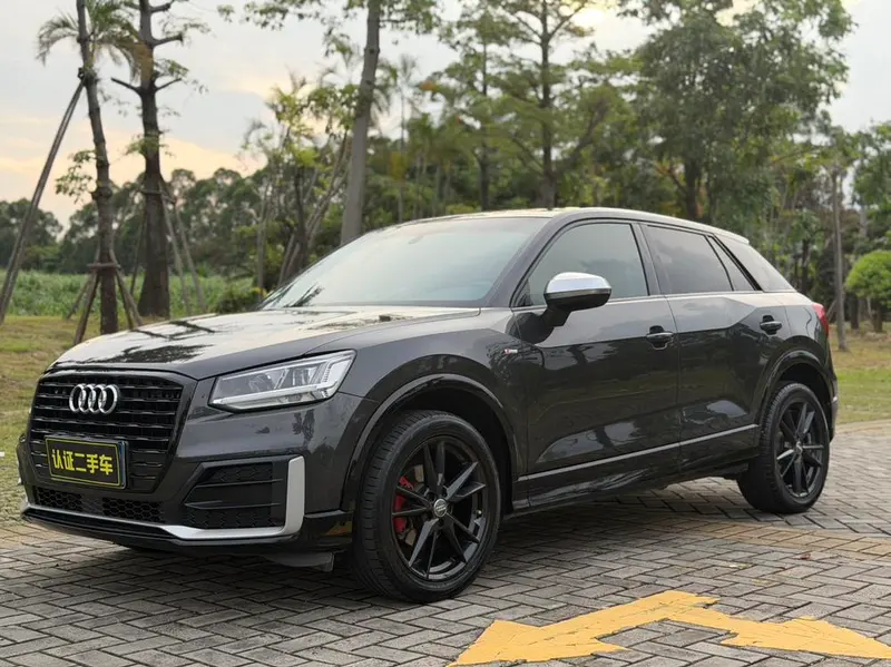 Audi Q2L, 2018