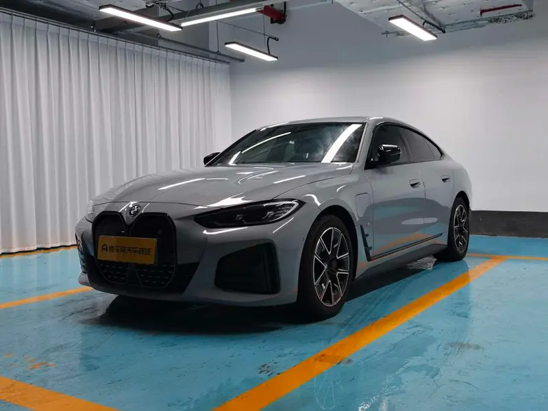 BMW i4, 2023