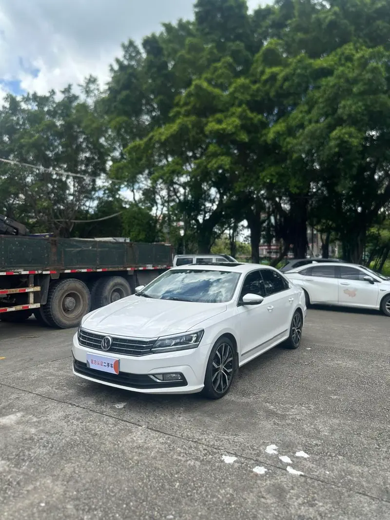 Volkswagen Passat, 2016