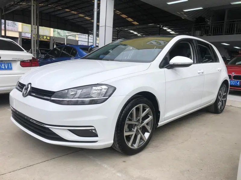 Volkswagen Golf, 2020