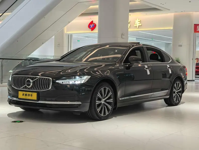 Volvo S90, 2022
