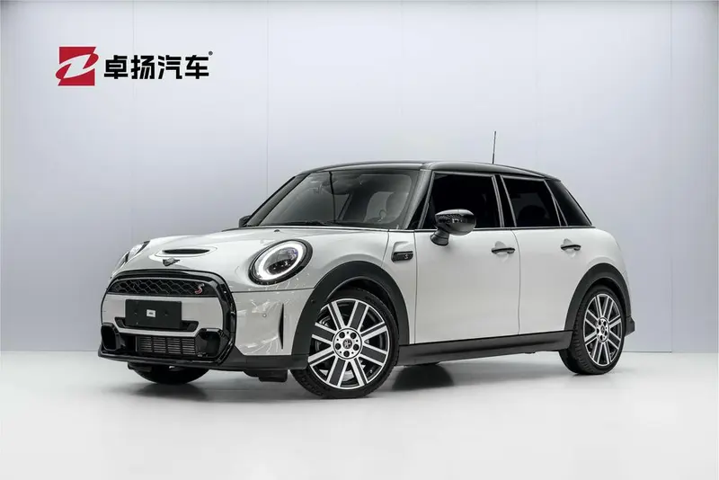 MINI MINI, 2023