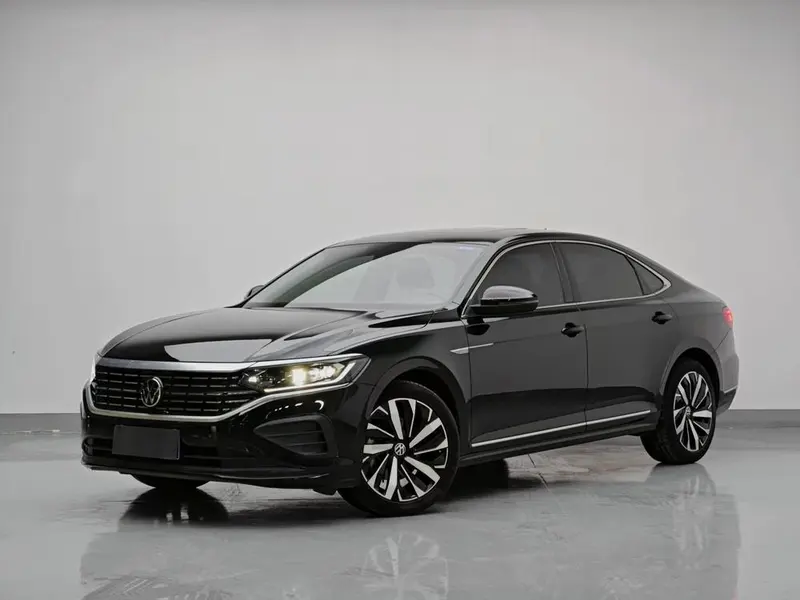 Volkswagen Passat, 2023