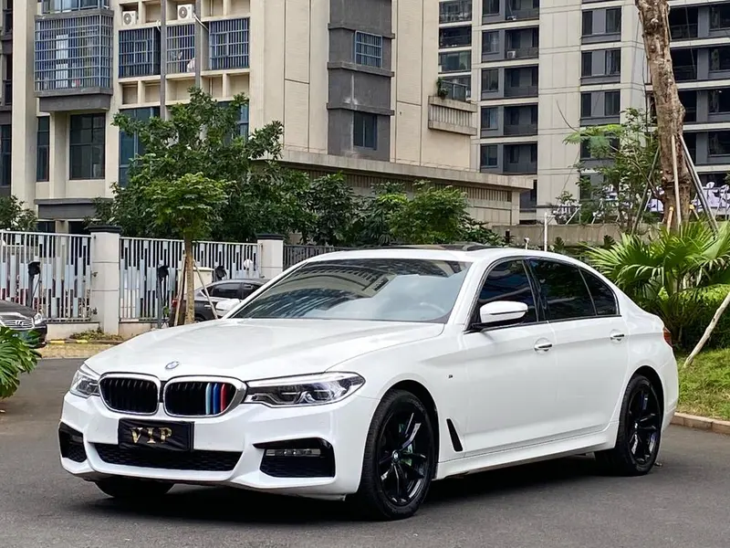 BMW 5-Series, 2018