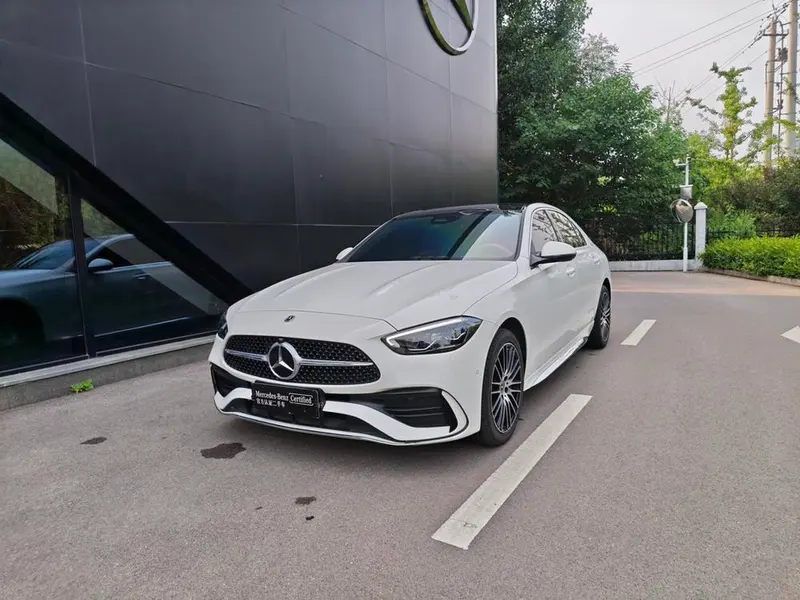 Mercedes-Benz C-Class, 2024