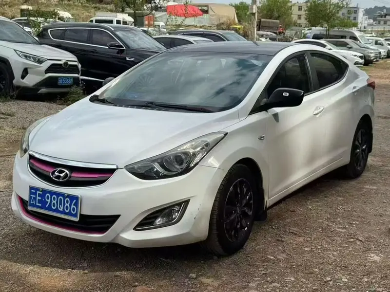 Hyundai Elantra Langdong, 2015