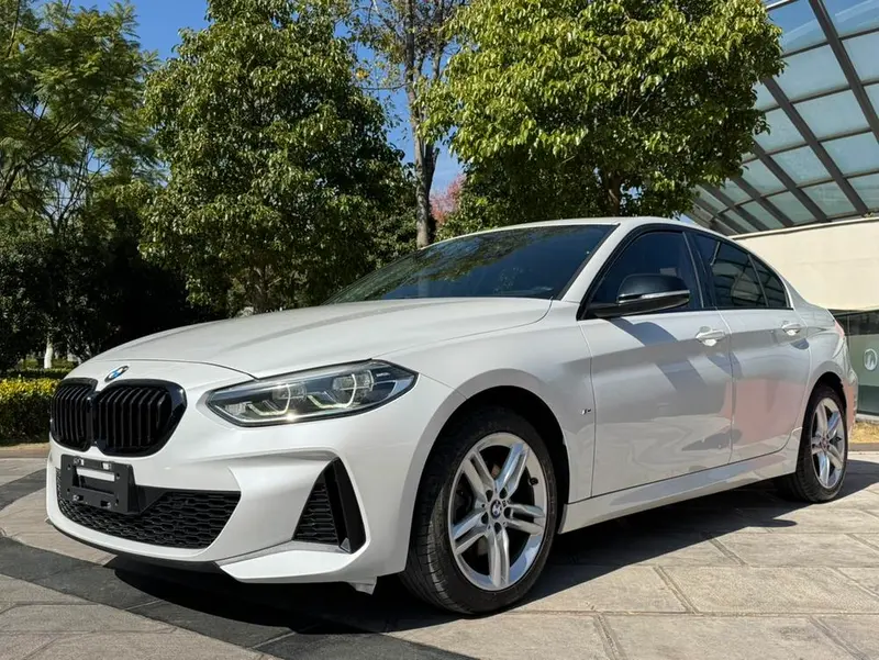 BMW 1-Series, 2021