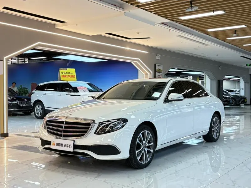 Mercedes-Benz E-Class, 2016