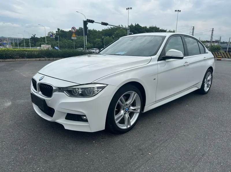 BMW 3-Series, 2017