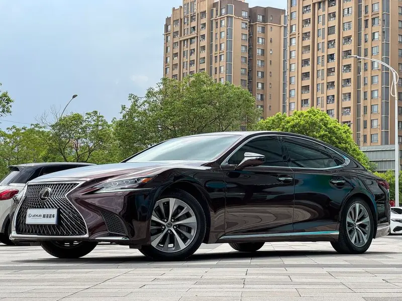 Lexus LS, 2018
